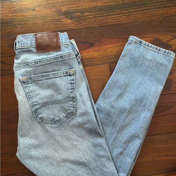 Hollister Men's Denim Slim Straight Jeans - Picture 5 of 6